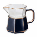 Krug mit geometrischem Design und Metallgriff, 1000ml