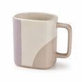Eckige Keramiktasse mit Geometrischem Design in Beige und Lila